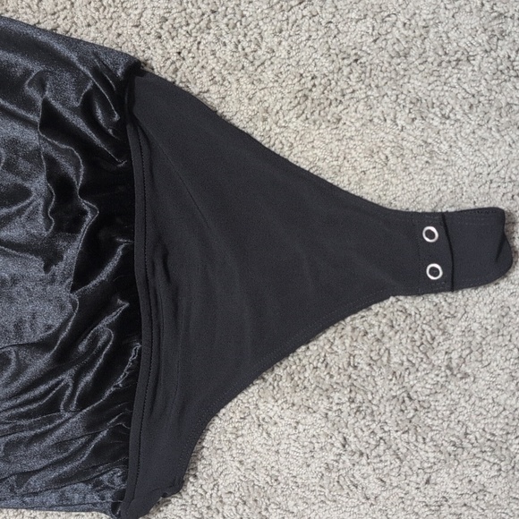 NWT Express Velvet Black Sleeveless Shoulder Pad strong shoulder Bodysuit XS - Picture 5 of 13